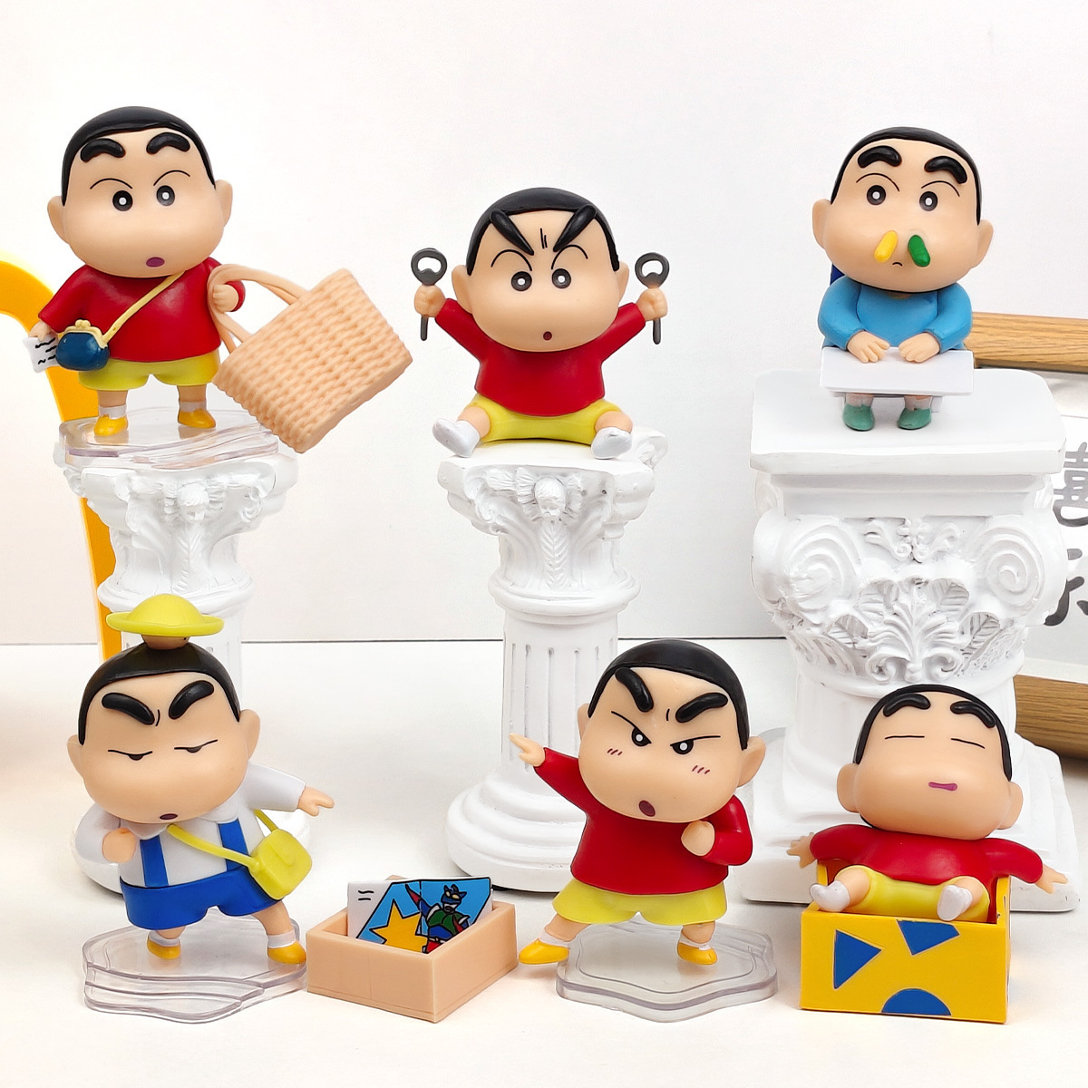 52TOYS Blind Box Crayon Shinch - Vintage Items Collection review and price