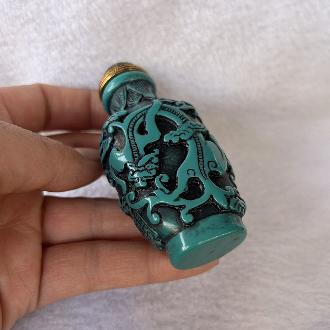 Collection of Chinese Antique  - Vintage Collectible Bottles review and price