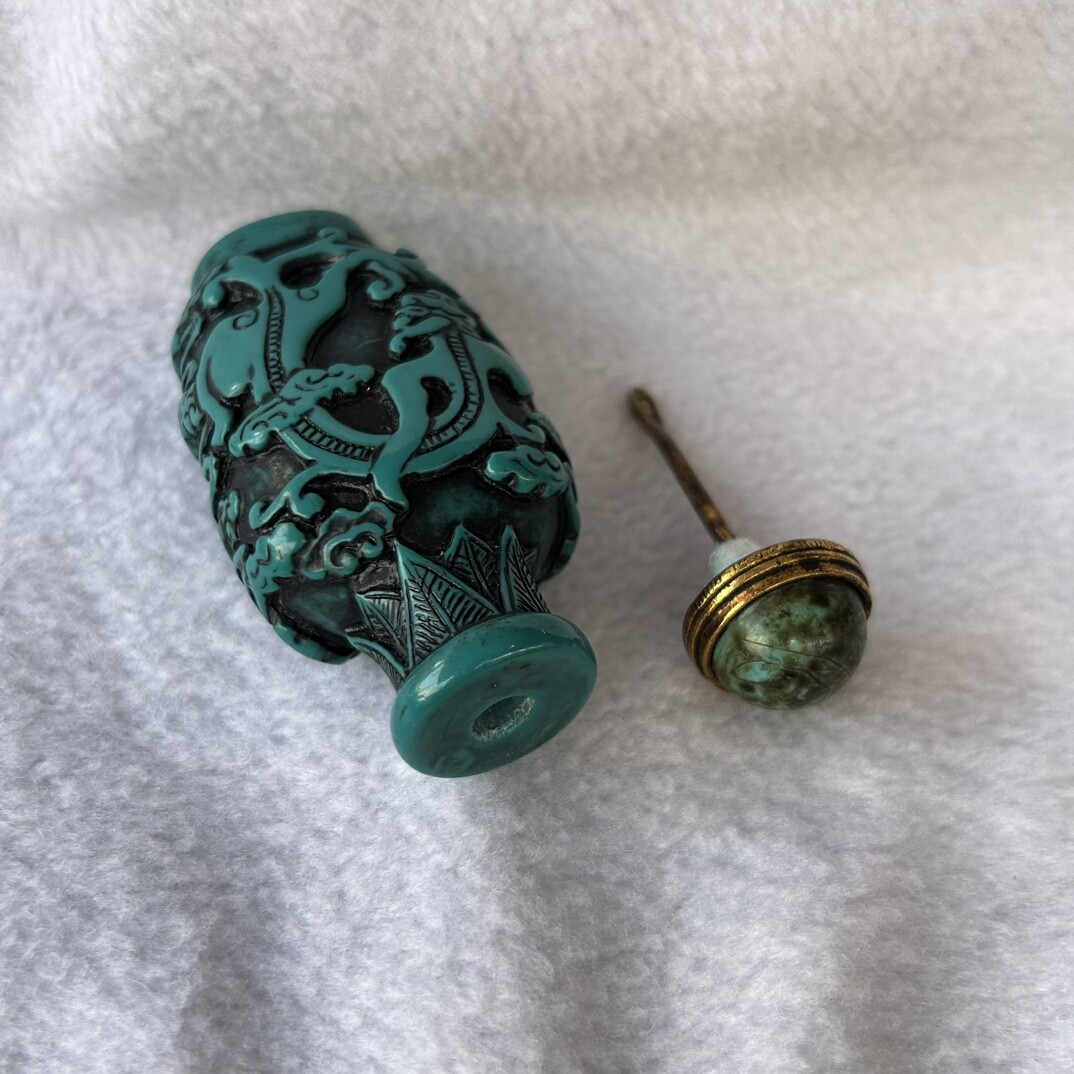 Collection of Chinese Antique  - Vintage Collectible Bottles review and price